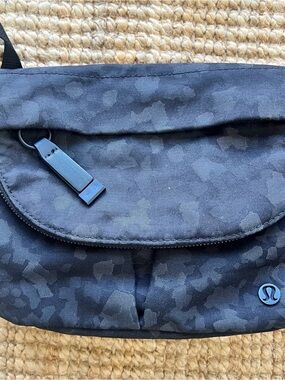 lululemon athletica Black Camouflage Crossbody Bag